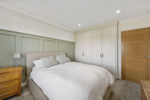 Bedroom- click for photo gallery